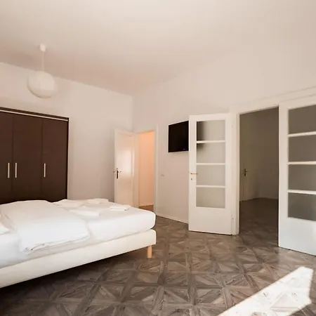 Apartment M&f